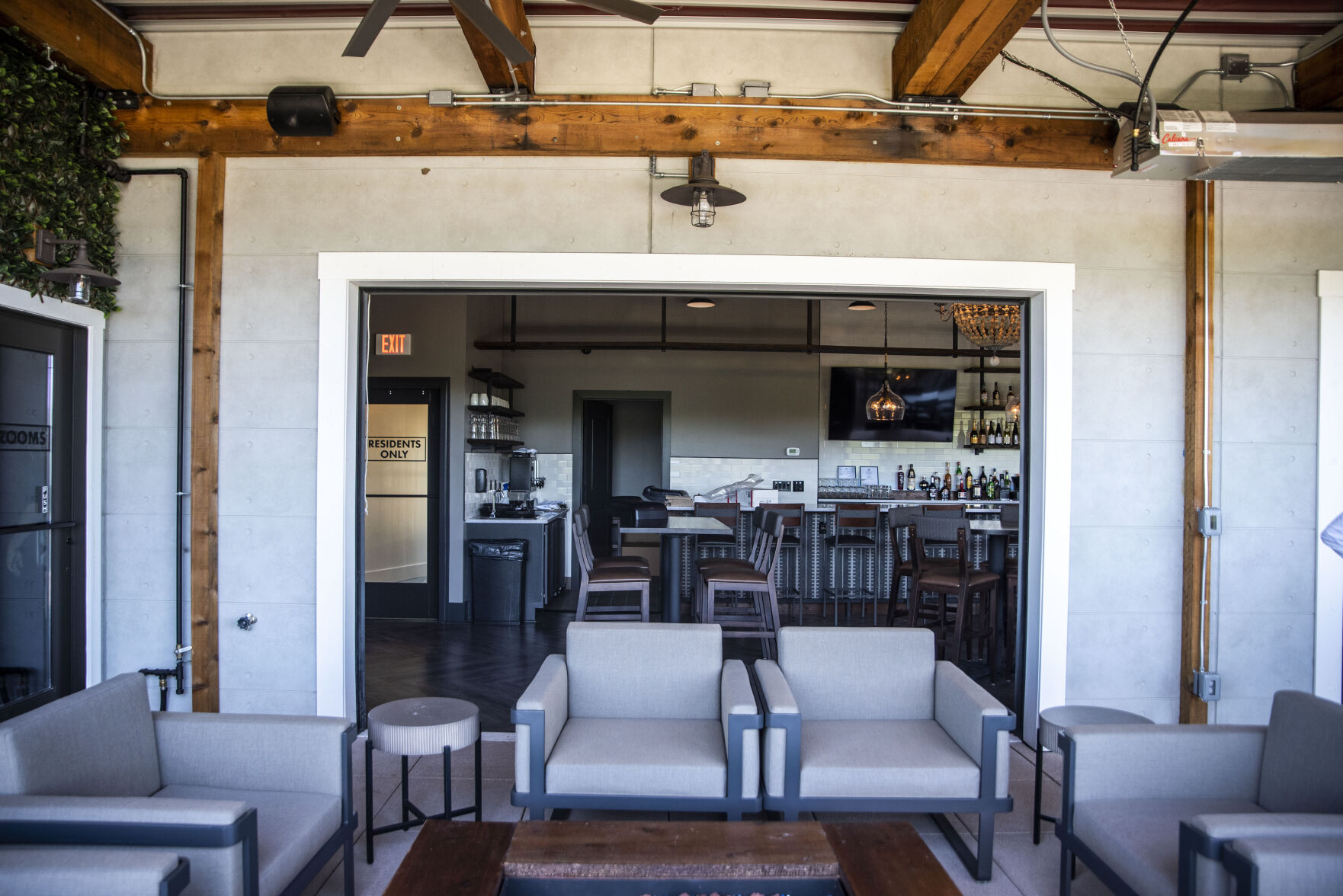 No. 7 Rooftop Bar